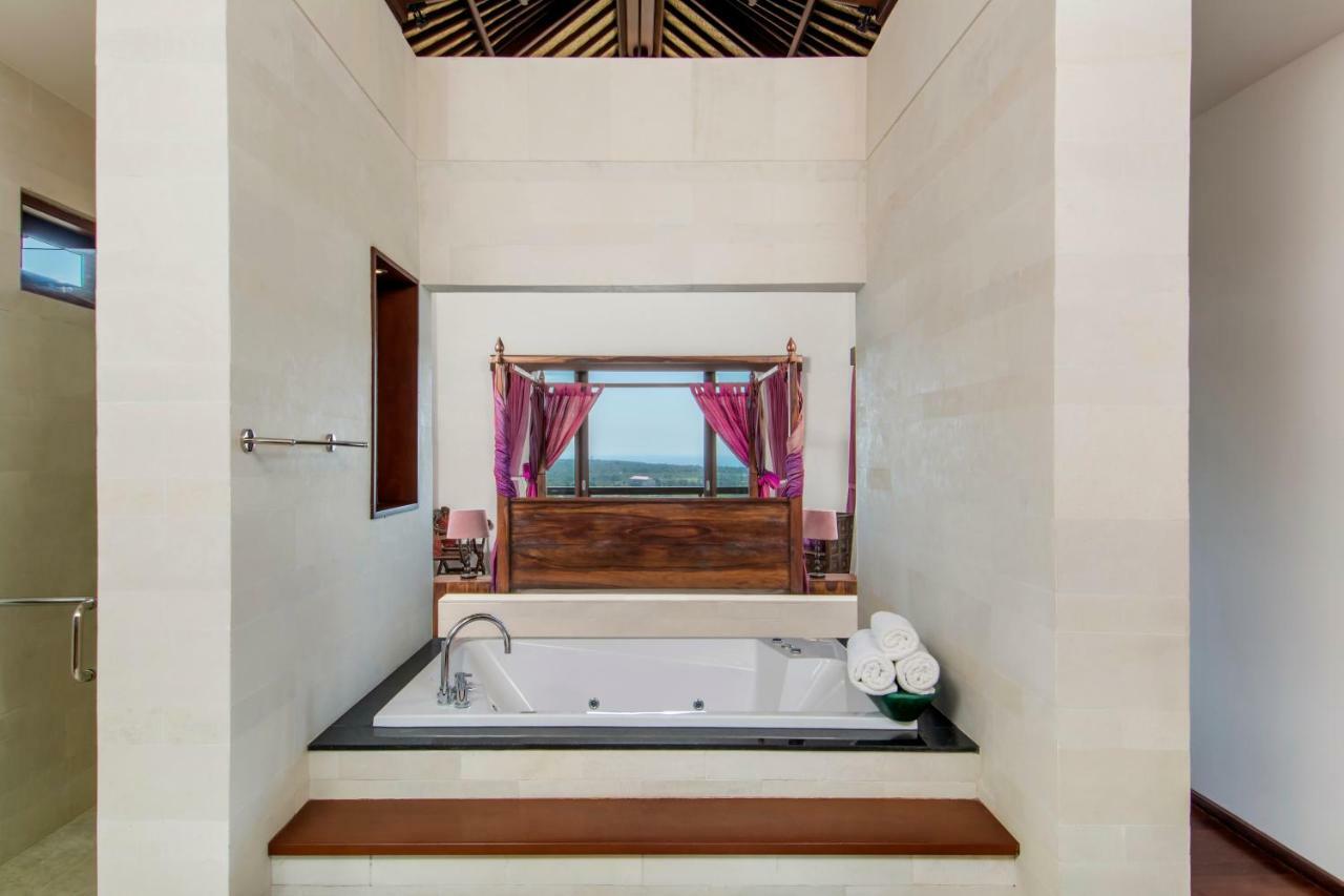 Villa Amanie - Private Villa With Infinity Pool, Stunning Views And Cook Джимбаран Экстерьер фото