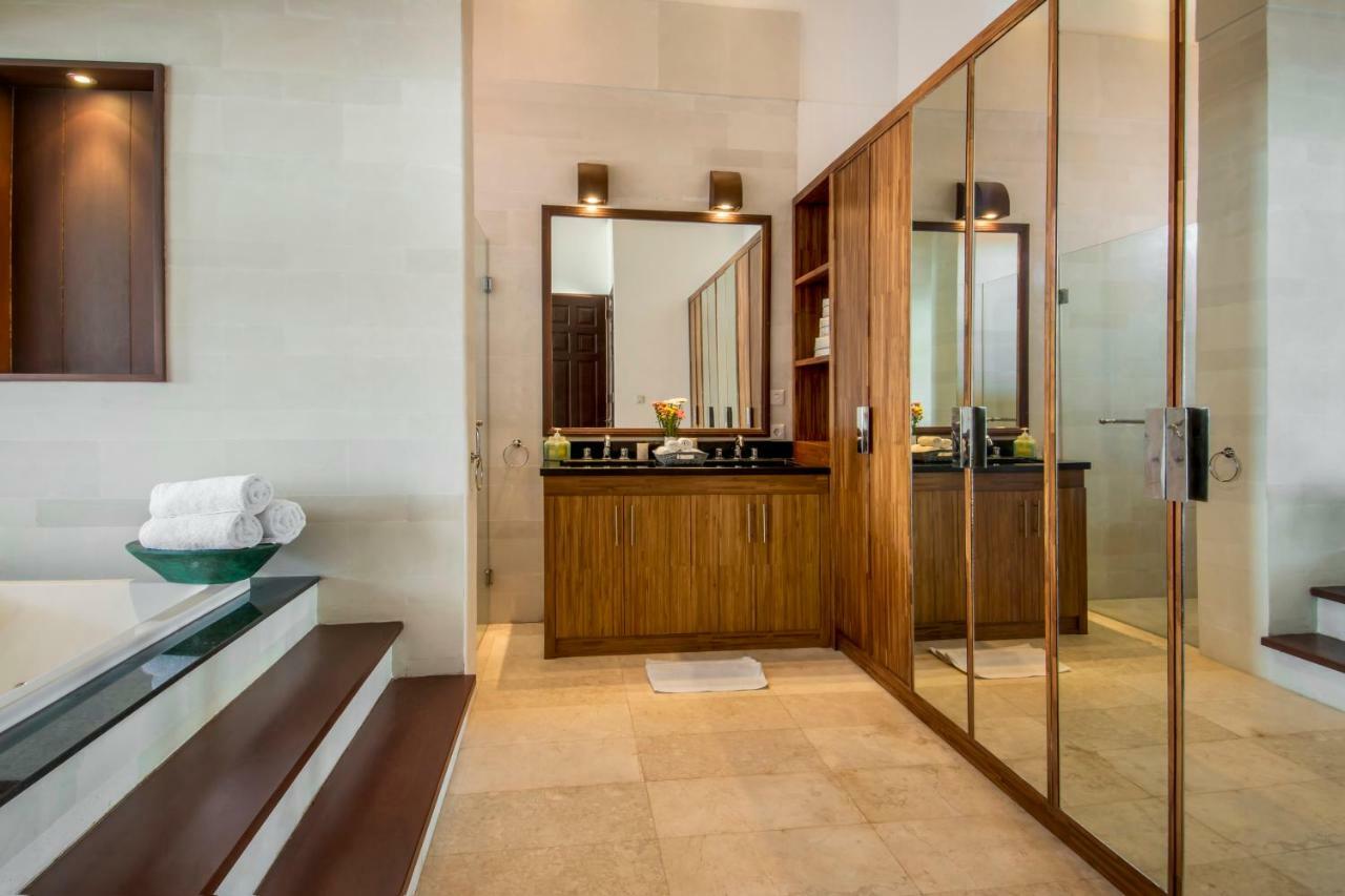 Villa Amanie - Private Villa With Infinity Pool, Stunning Views And Cook Джимбаран Экстерьер фото